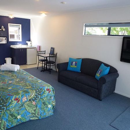 Mana-Nui Motel Whitianga Exterior photo