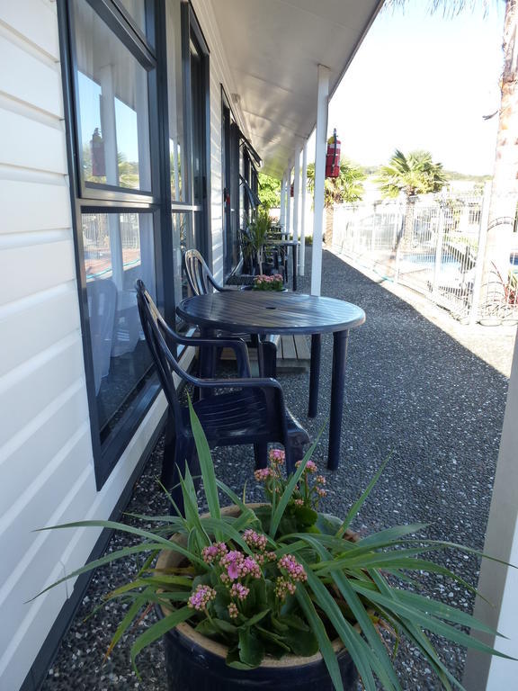 Mana-Nui Motel Whitianga Room photo