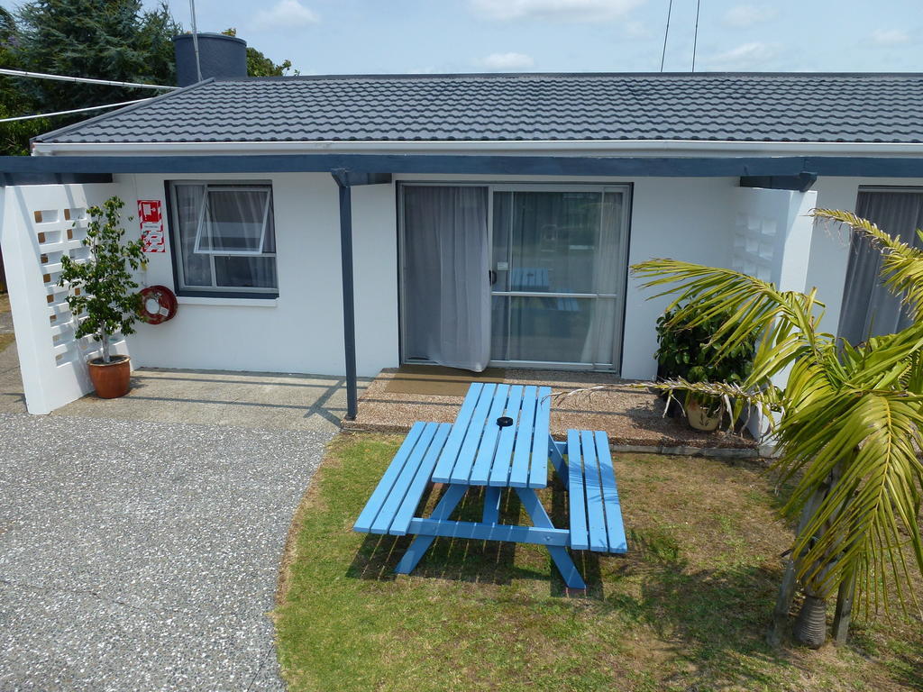Mana-Nui Motel Whitianga Exterior photo