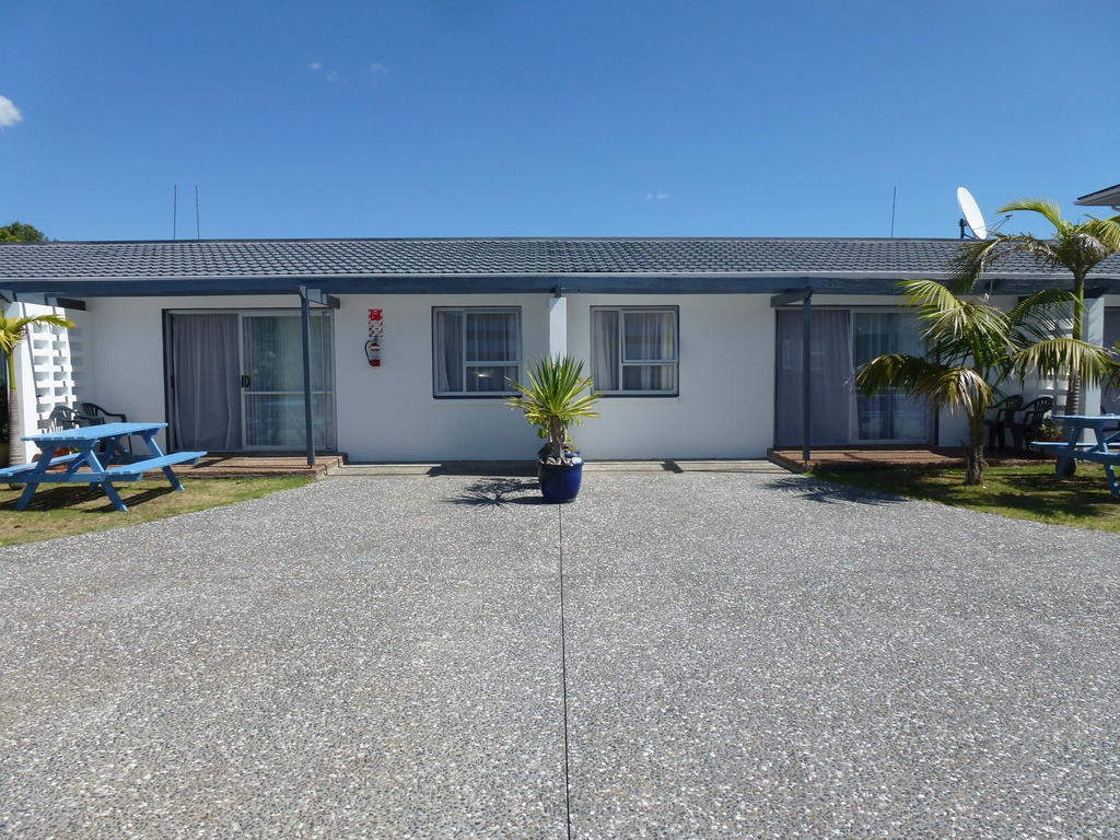 Mana-Nui Motel Whitianga Exterior photo