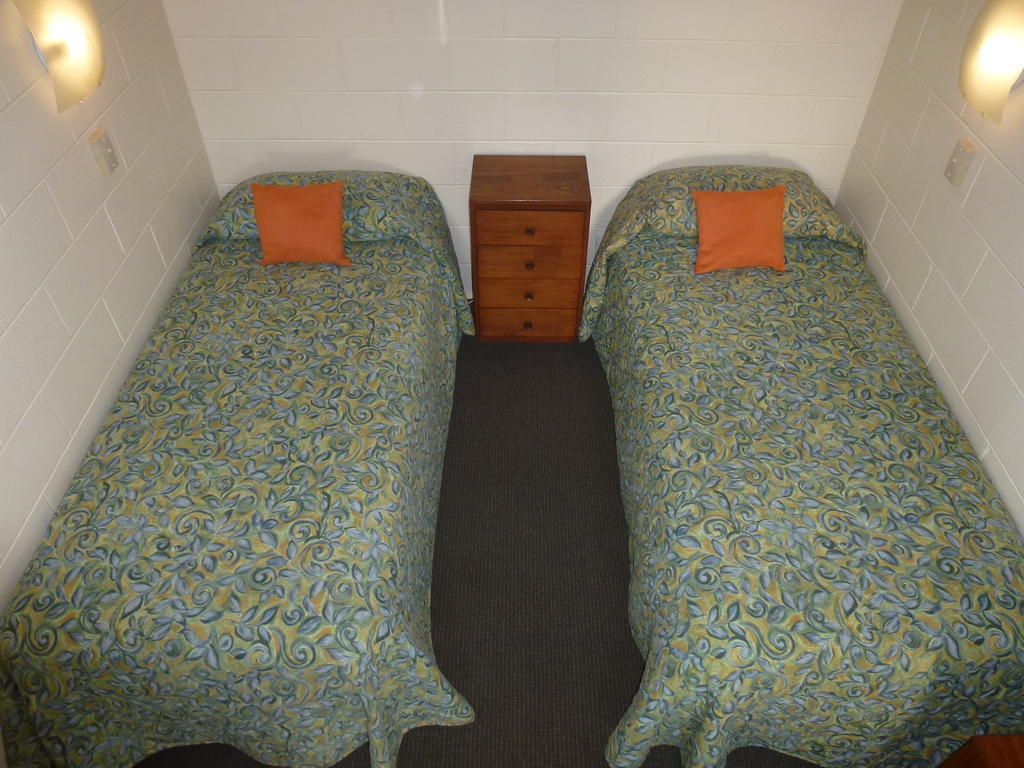Mana-Nui Motel Whitianga Room photo